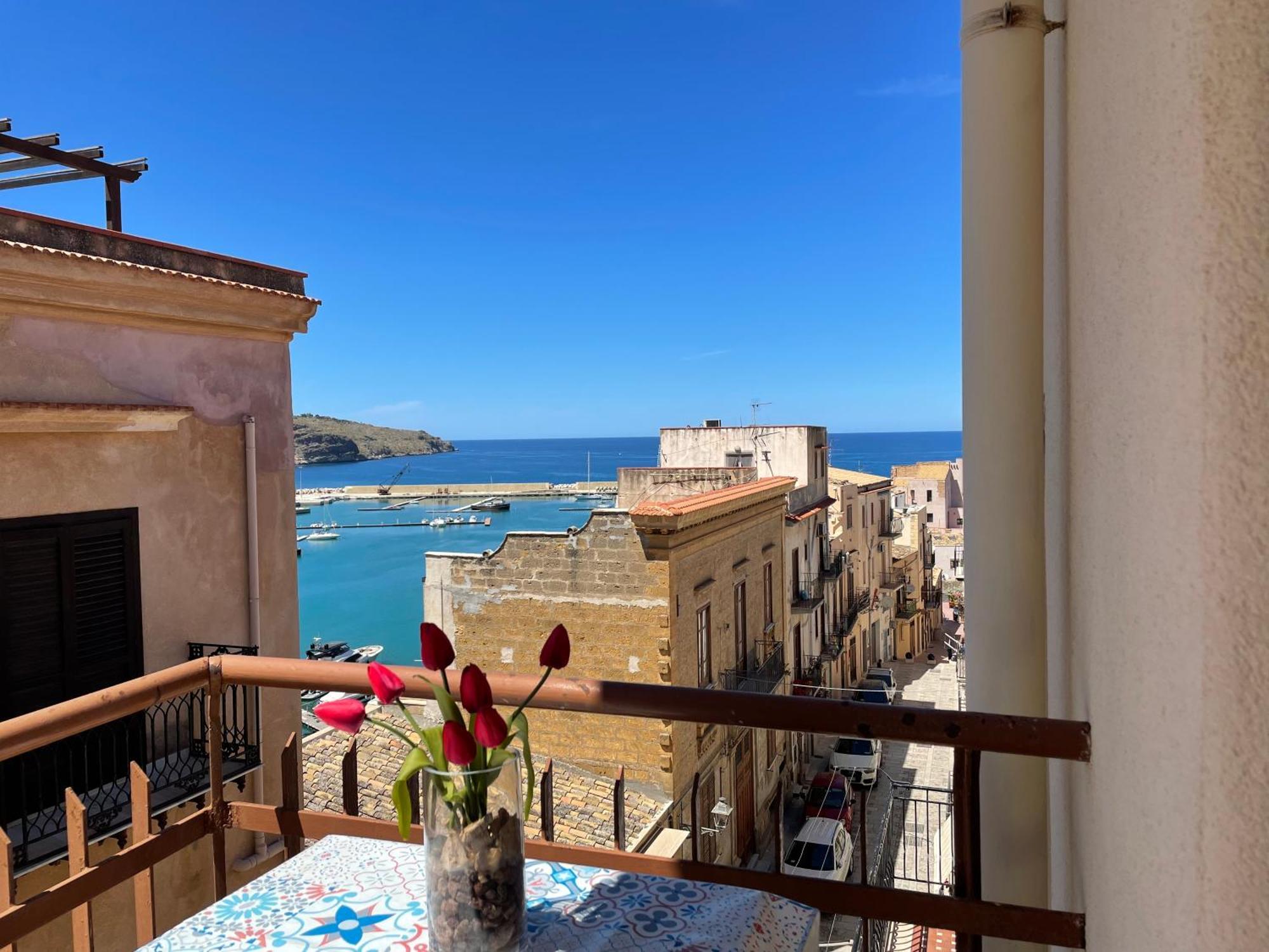 Suite De La Sicilienne Castellammare del Golfo Exterior photo